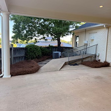 Commercial-Shrub-Trimming-And-Bed-Maintenance-In-Oxford-MS 5